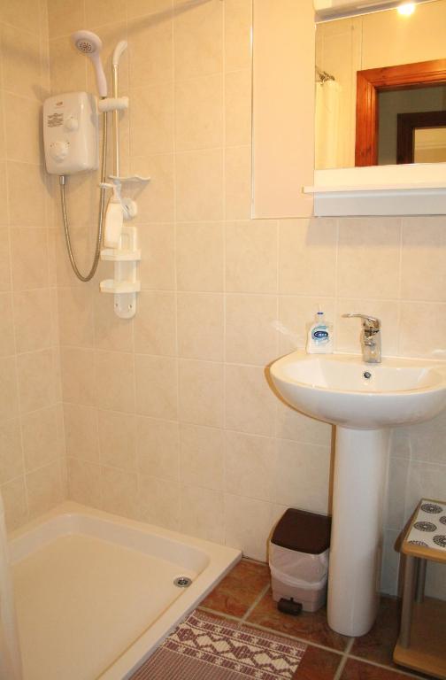 Ken-Mar House Bed And Breakfast Ballymoney Bagian luar foto