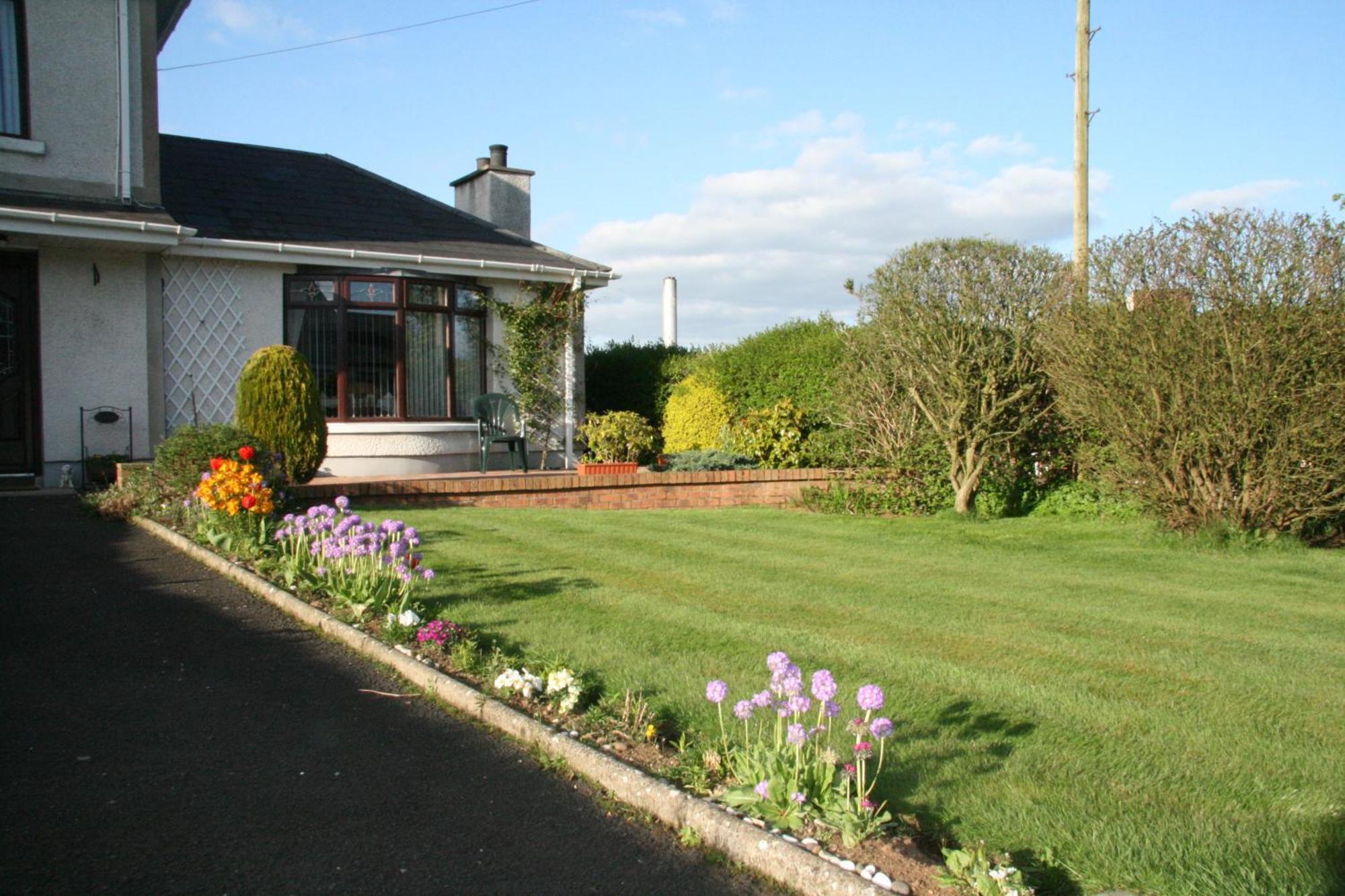 Ken-Mar House Bed And Breakfast Ballymoney Bagian luar foto
