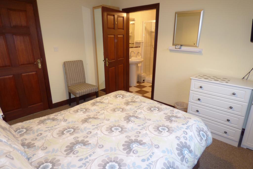 Ken-Mar House Bed And Breakfast Ballymoney Ruang foto