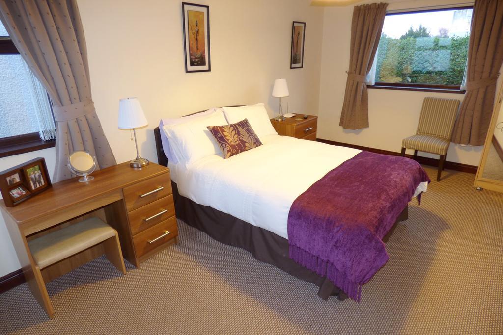 Ken-Mar House Bed And Breakfast Ballymoney Bagian luar foto