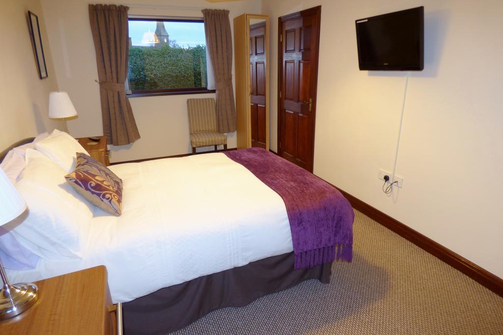 Ken-Mar House Bed And Breakfast Ballymoney Bagian luar foto